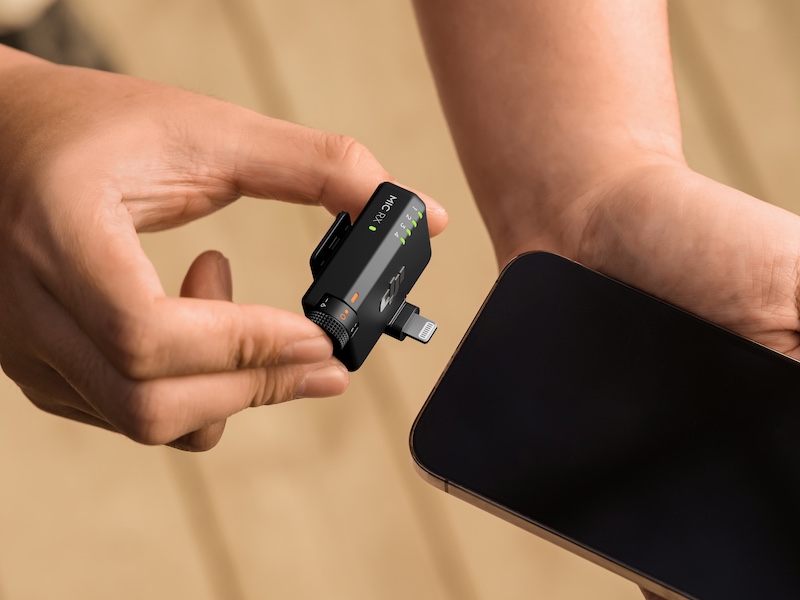 DJI Mic Mini 2s (RX+Lightning Adaptor) with Phone